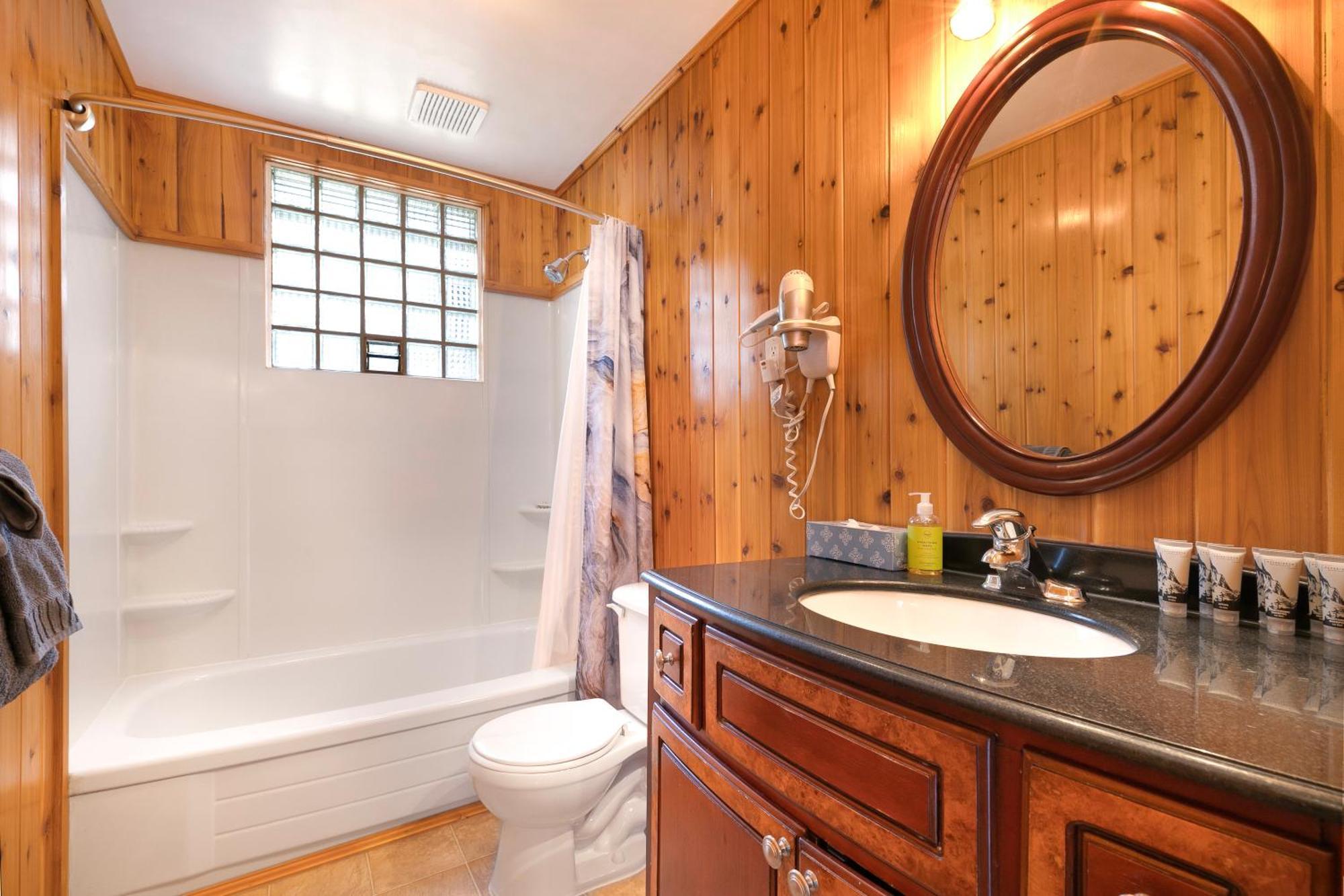 Elkhorn Lodge Vacation Rentals Banff Extérieur photo